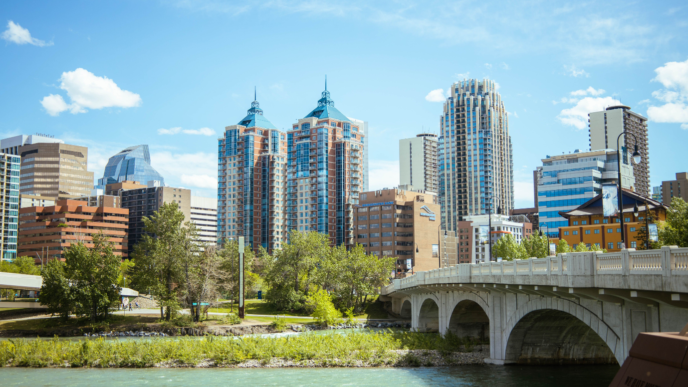 Moving to Calgary from Dubai - Moving to Canada - International Movers - Acorn Movers - Dubai