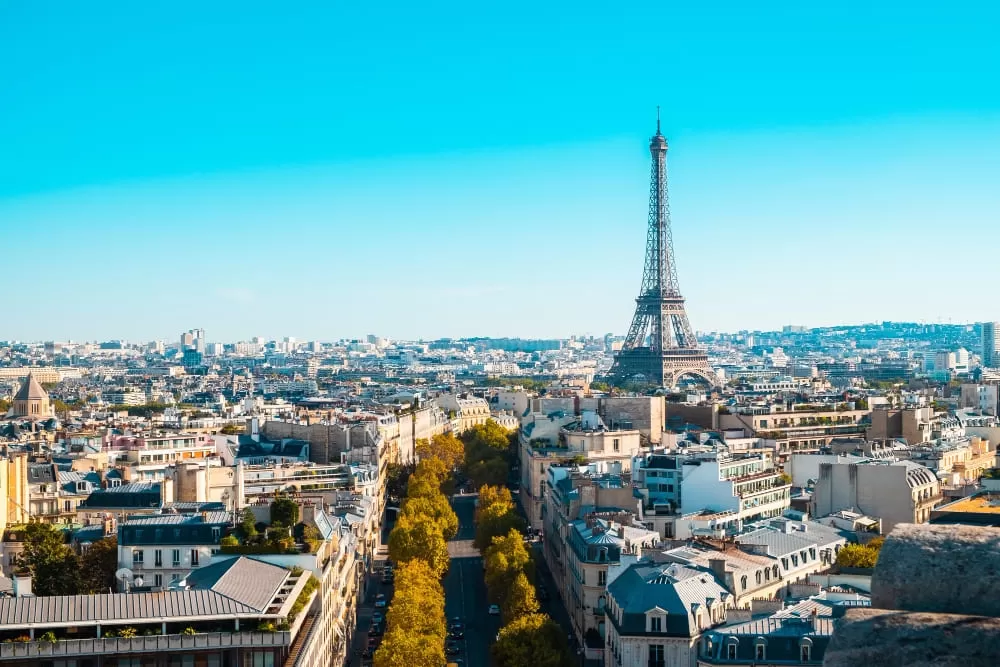 Moving from Dubai to France - acorn movers - dubai