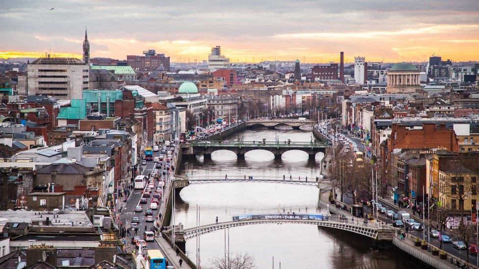 Moving from Dubai to Ireland - the courier co - dubai