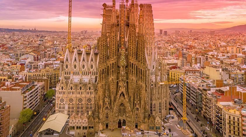 Moving from Dubai to Spain - acorn movers - dubai