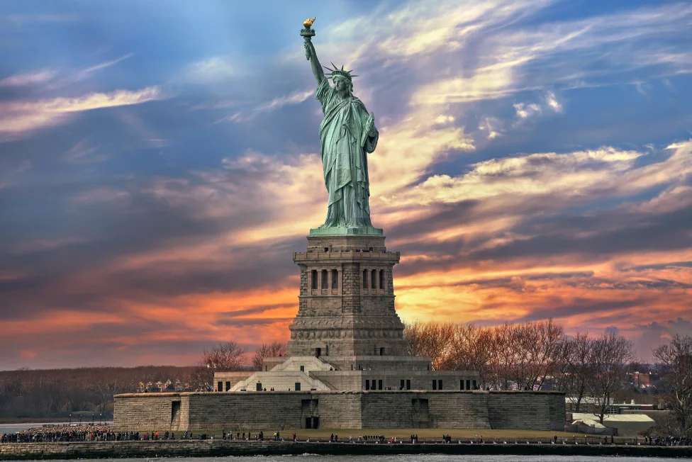 Moving from dubai to USA - acorn movers - dubai
