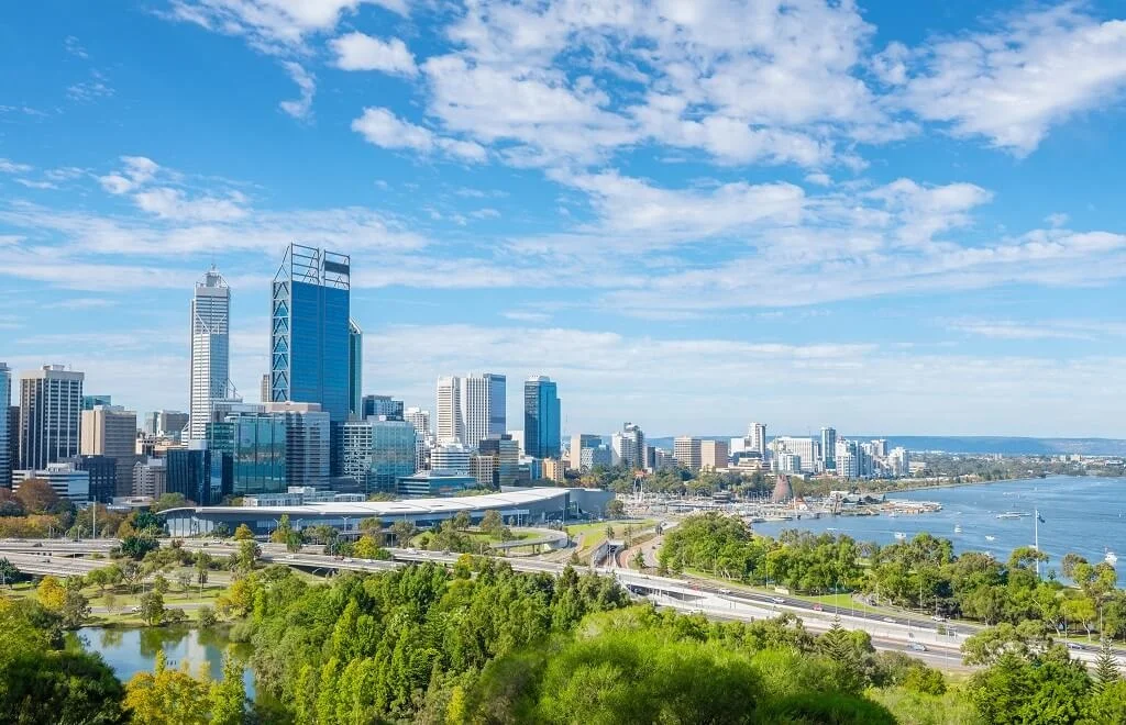 Moving to Perth from Dubai - moving from dubai to australia - acorn movers - dubai