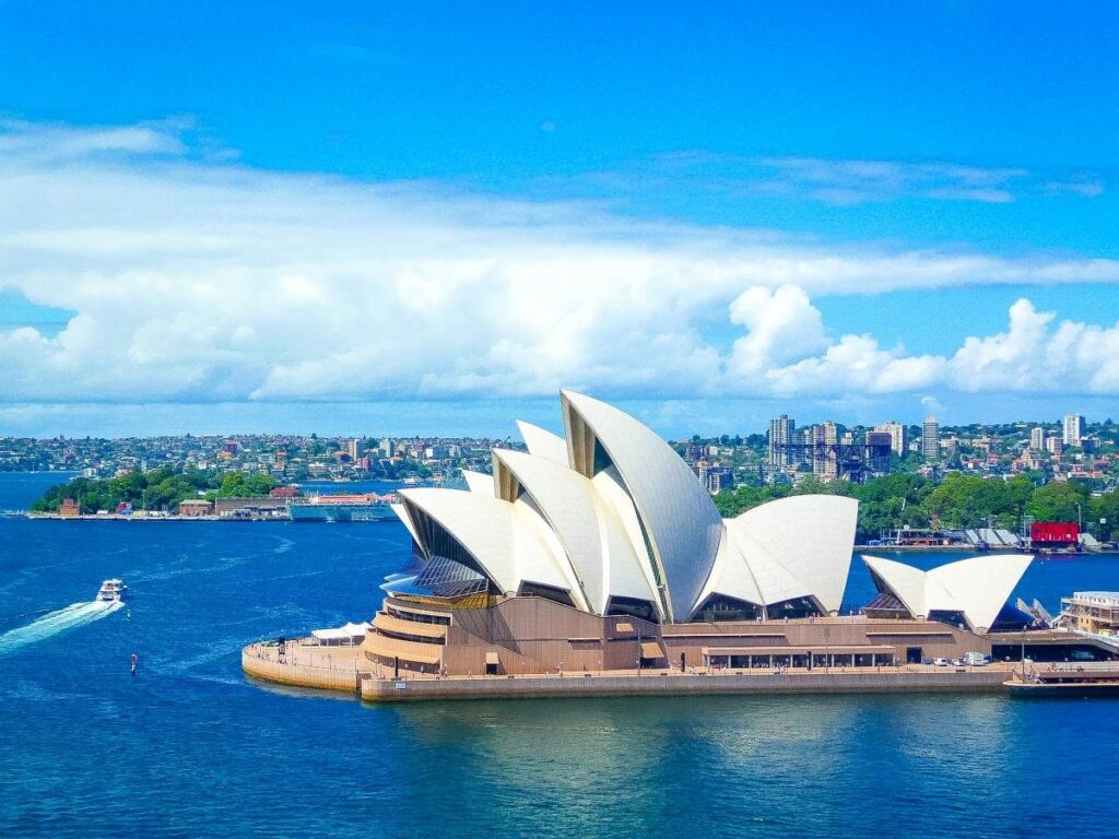 Moving to Sydney from Dubai - moving from dubai to australia - acorn movers - dubai