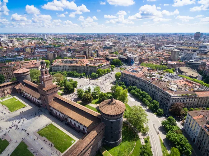 Moving to Turin from Dubai - acorn movers - dubai