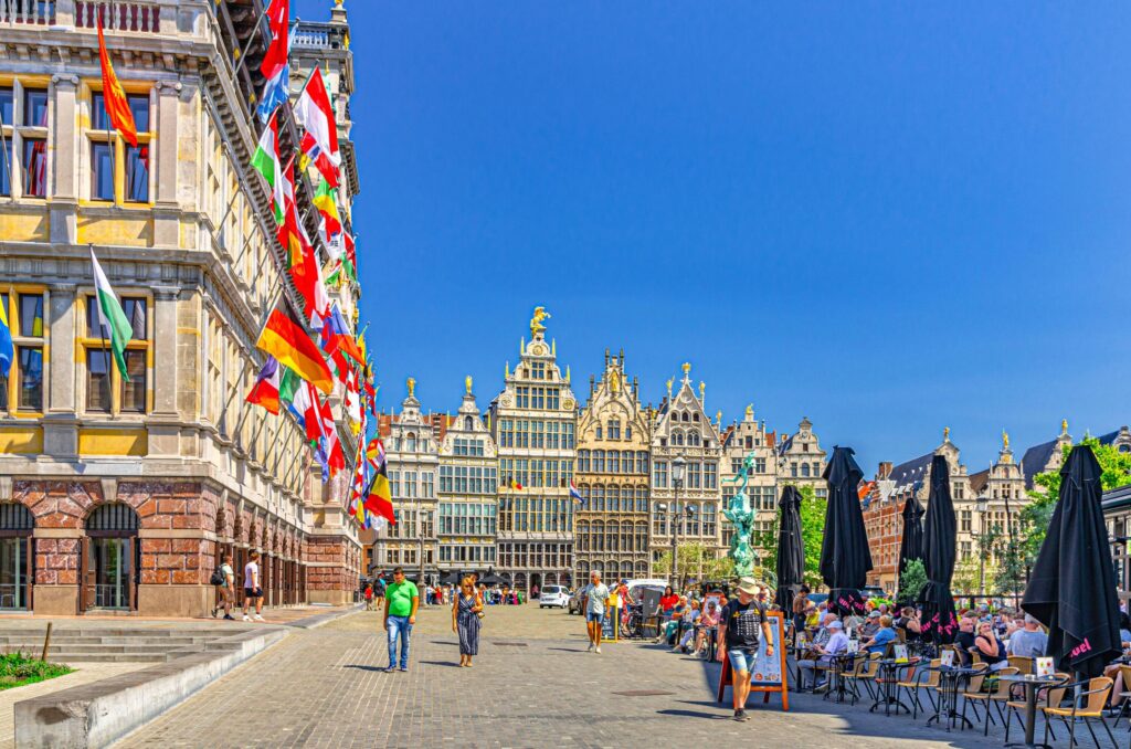 Moving to Antwerp from Dubai - acorn movers - dubai