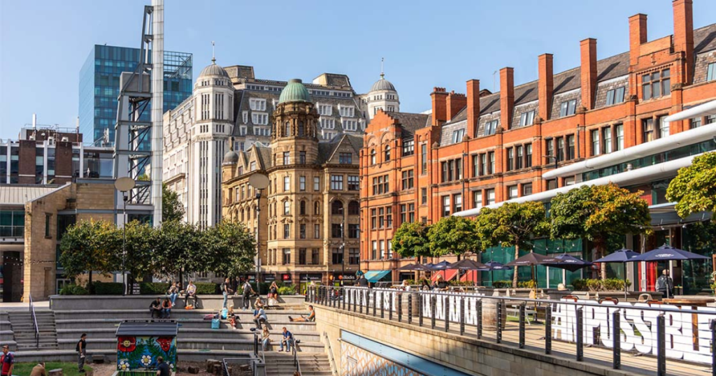 Moving from Dubai to Manchester- What to Expect and How to Plan Your Move - acorn movers - dubai