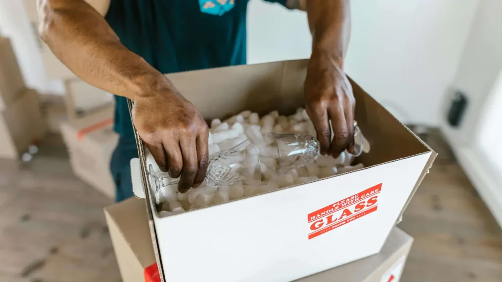 Why Professional Packing Reduces Damage and Claims - acorn movers - dubai