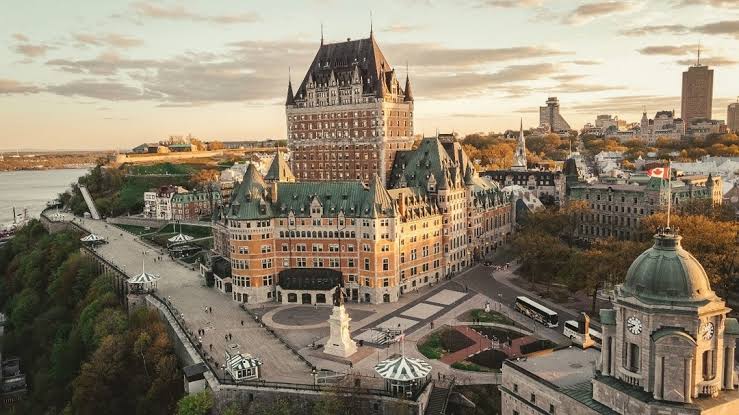 One Practical Note on Quebec - acorn movers - dubai