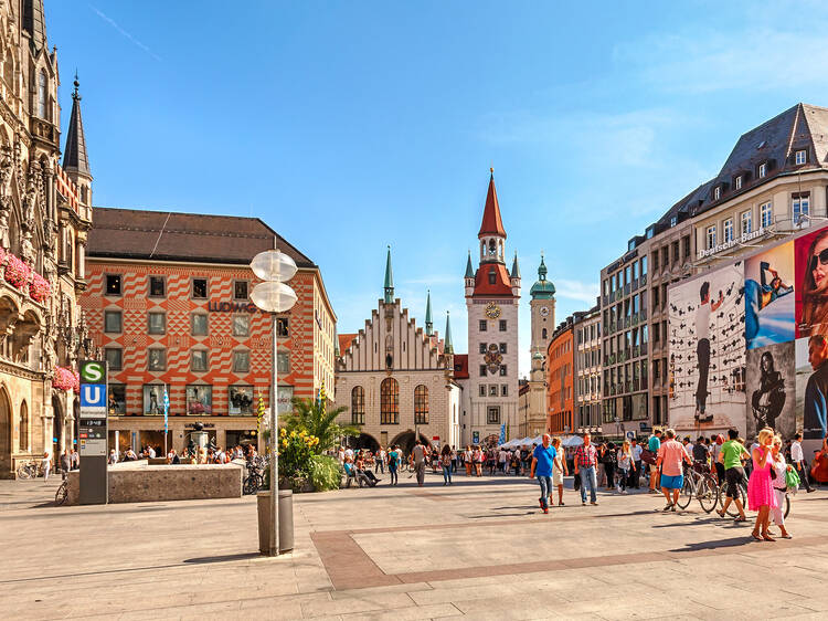 Who Chooses Munich - acorn movers - dubai