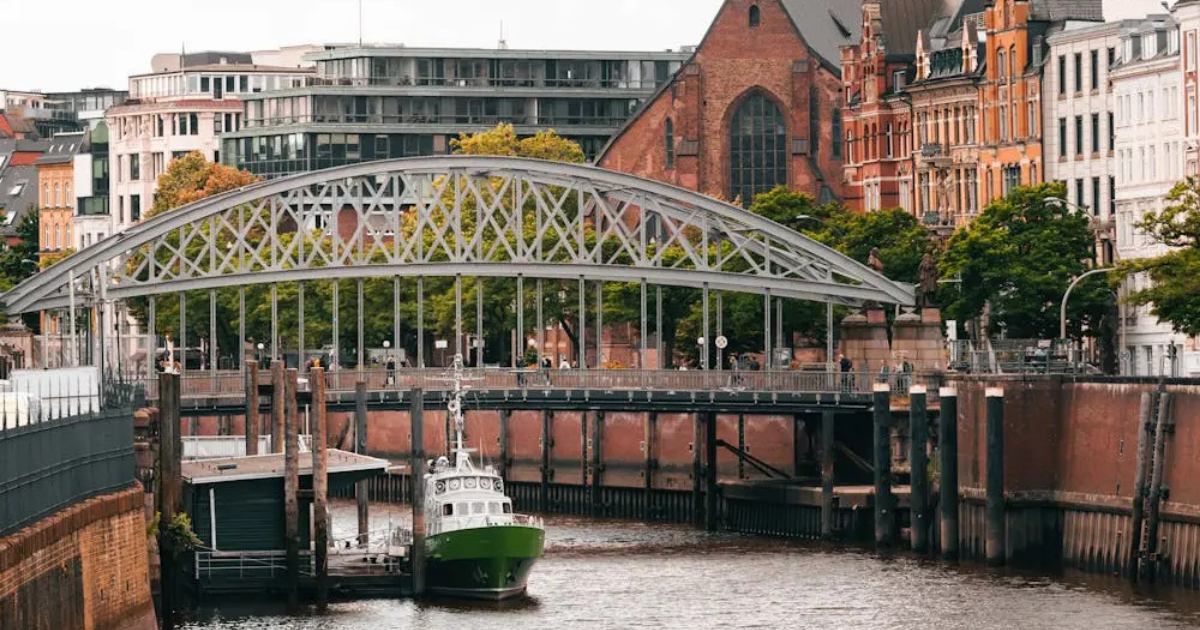 Moving from Dubai to Hamburg- Germany's Port City and How Your Shipment Gets In - acorn movers - dubai